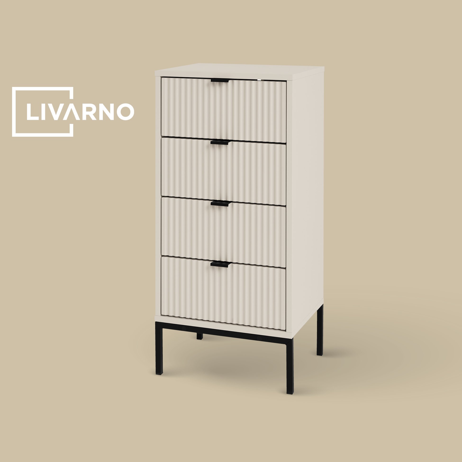 Visoka komoda s četiri ladice s rebrastim frontama i crnim ručkama i nogama.