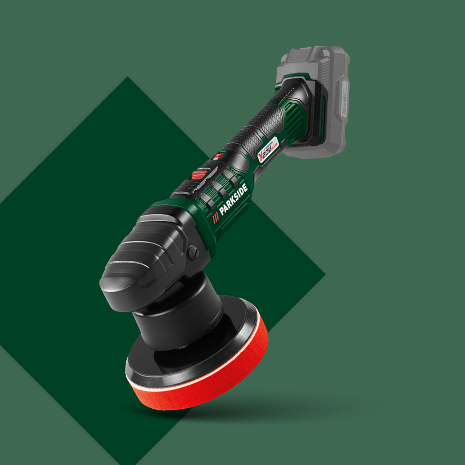 Akumulatorska polirka s crvenom spužvom za poliranje na tamnozelenoj pozadini